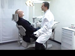La Moglie del Dentista - part 1 - EH